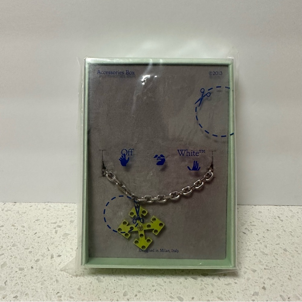 Off White Arrow Play Bracelet Silver/Green